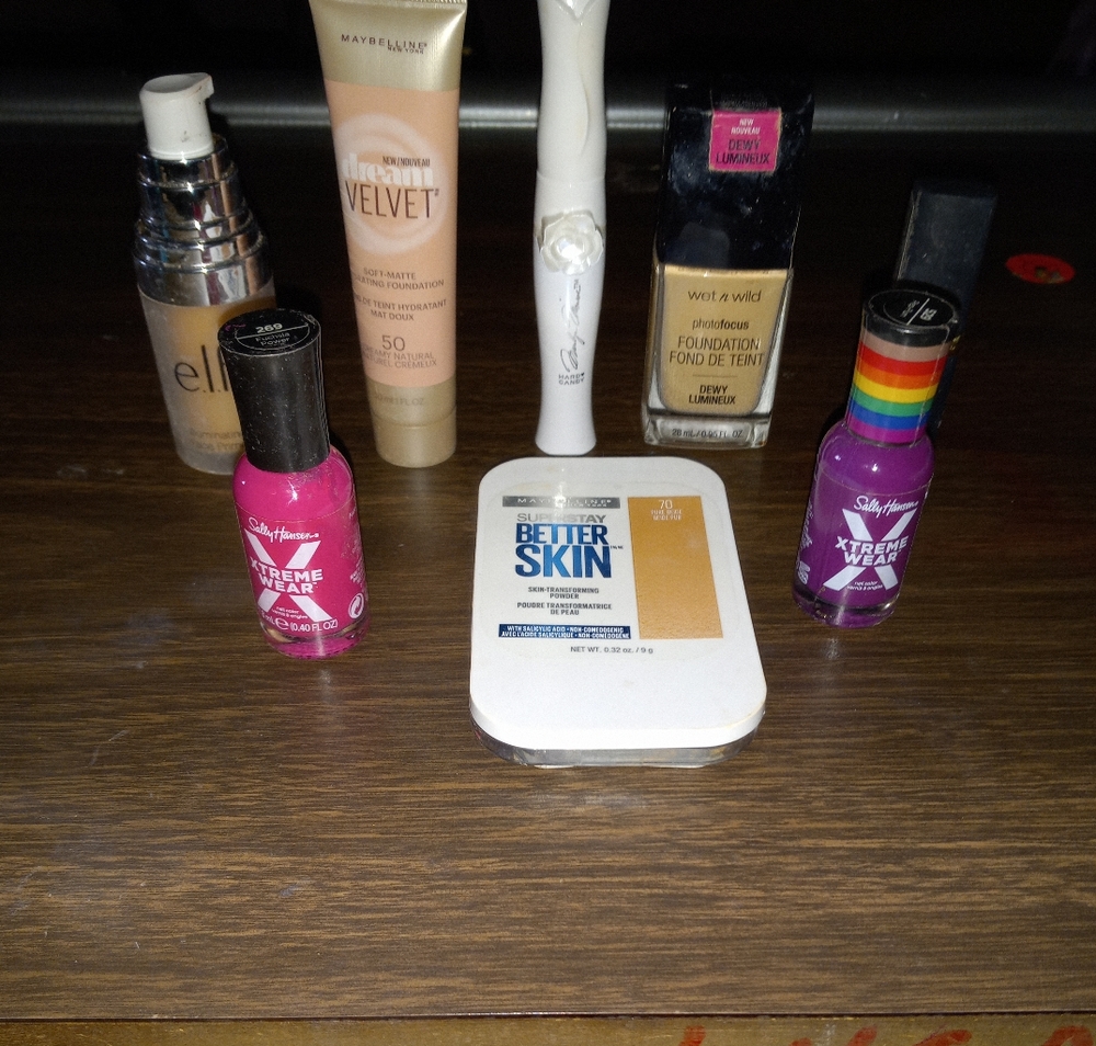 Makeup and Nail Bundle